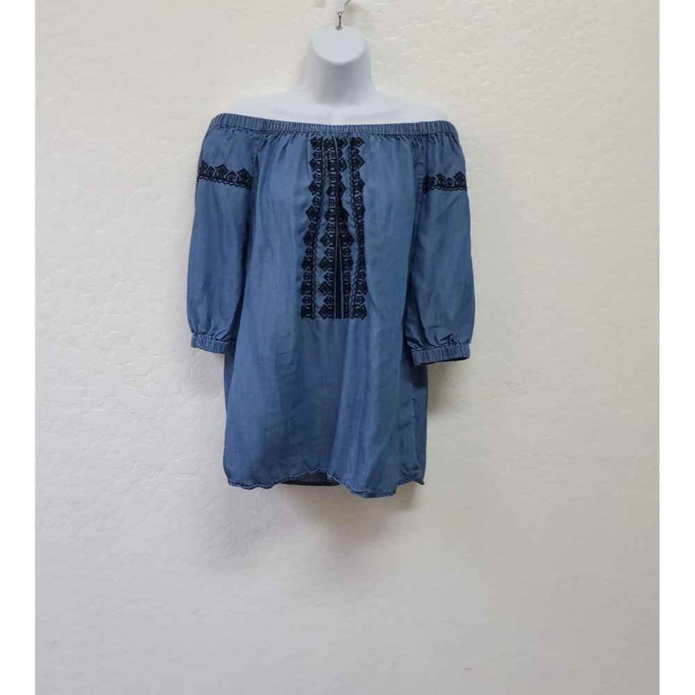 Beach Lunch Lounge Chambray Off Shoulder Top Blue Embroidered Size M